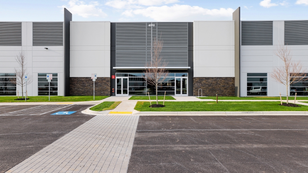 Building 3 Center